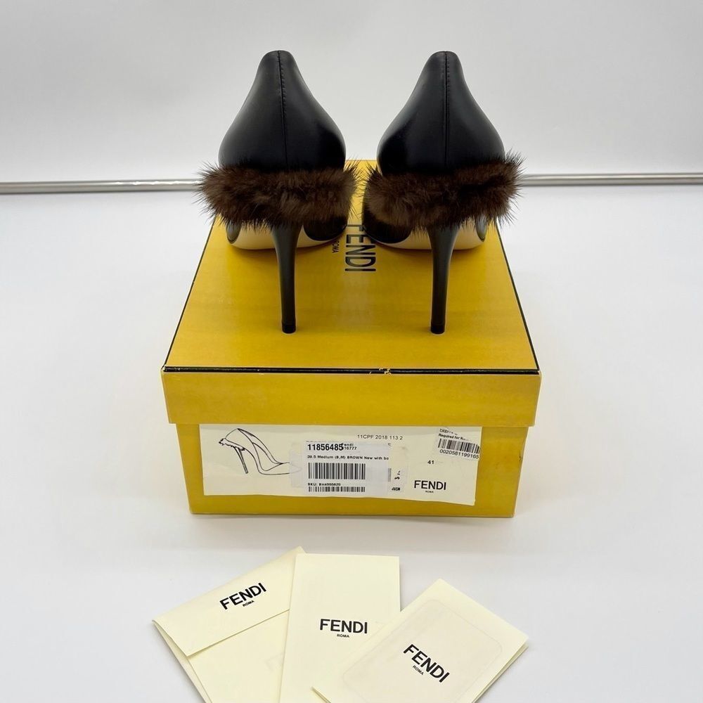 Fendi Closed Toe Heels Black Leather Pumps w/ Brown Mink Fur Size 39.5 NWT - Picture 6 of 15